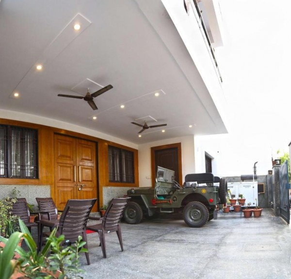 Pearl of Taj Home Stay