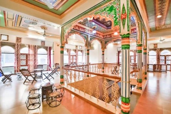 Bansi Hotel