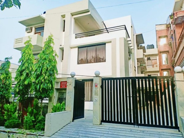 Hotel Akash Palace